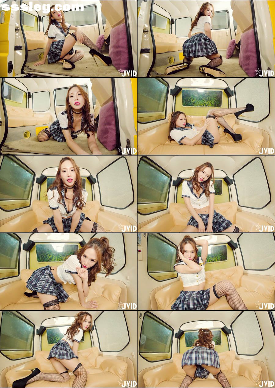 楊羽霏 中路大開美胸讓人好想咬.mp4.jpg