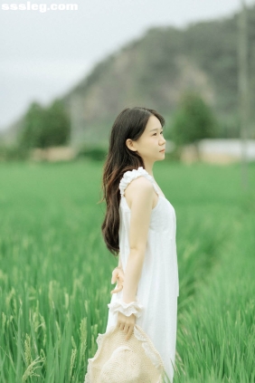 [YITUYU艺图语]2025.08.12 稻花香 vivi[26P324M]