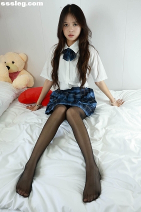 三禾摄影 No.174 小雨 JK白袜黑丝[242P+1V4.81G]