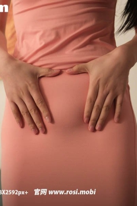 [ROSI写真]2025.07.01 NO.4957 [136P270M]