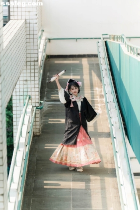 [YITUYU艺图语]2025.02.09 毕业簪花 一路生花 湫一只岁岁[28P771M]