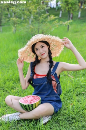 [YITUYU艺图语]2025.07.23 这个夏天和西瓜一样甜 小苏西[20P120M]