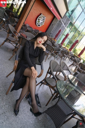 [MussGirl慕丝女郎] 第407期 七七 上[68P135M]