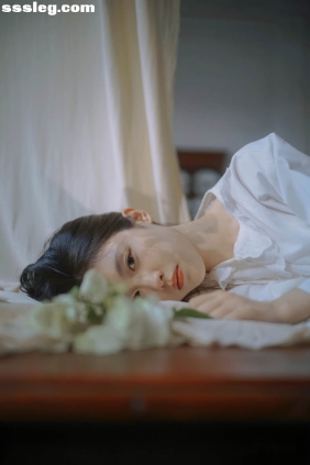 [YITUYU艺图语]2025.04.28 酷似亦菲的女 一只柚子[45P1.57G]