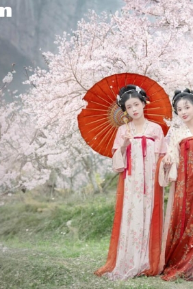 [YITUYU艺图语]2025.10.19 一朝春雨落 遥七不卖鸡毛菜&佳妃[9P168M]