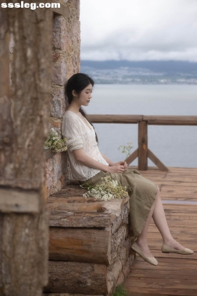 [YITUYU艺图语]2025.06.14 风花雪月里等你 费里妮妮[28P255M]