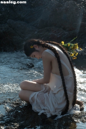 [YITUYU艺图语]2025.04.28 海的那边是什么 费里妮妮[13P103M]