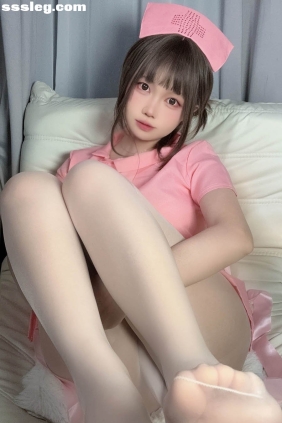 洛桑w伊梓 粉护士[28P143M]