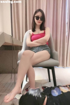 玩物直播 筱月 坐垫按摩脚喂酸奶[1V486M]