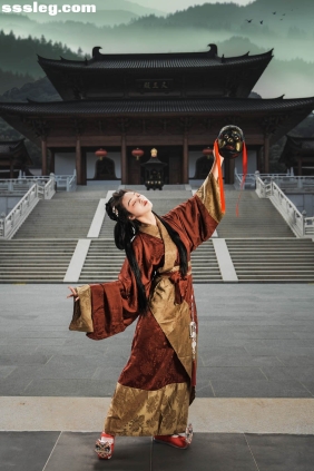 [YITUYU艺图语]2025.10.01 战国袍人像拍摄 泱泱泱呀[20P228M]