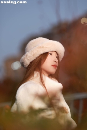 [YITUYU艺图语]2025.08.16 人间忽晚 山河已秋 婷子[38P483M]