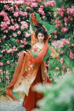 [YITUYU艺图语]2025.05.10 蔷薇汉服 悦璃[15P100M]