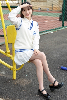 初夏女神 No.310 安妮 看我72变[140P+1V5.83G]