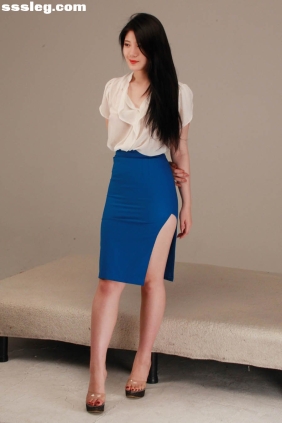 清纯嫩模雪儿私房写真集[180P958M]