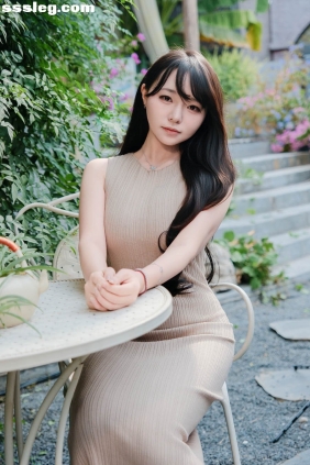 [YITUYU艺图语]2025.09.24 轻氧时光 蜜雪[22P638M]