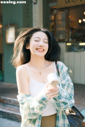 [YITUYU艺图语]2025.08.25 夏日女友感 超酷小王子[14P175M]