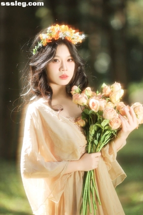 [YITUYU艺图语]2025.06.10 我接住光的刹那 小仔[16P257M]