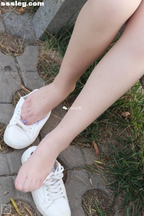 [SIEE丝意] No.154 晨晨 小白裙配肉絲[41P63M]