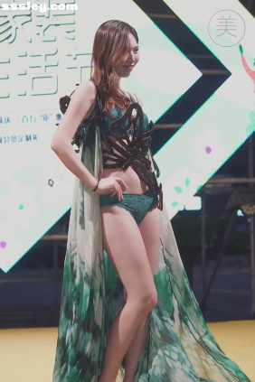 THEBEAUTY 2021广州安华汇维密内衣秀01 [1V432M]