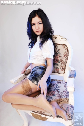 [Ligui丽柜]2010.07.09 英子