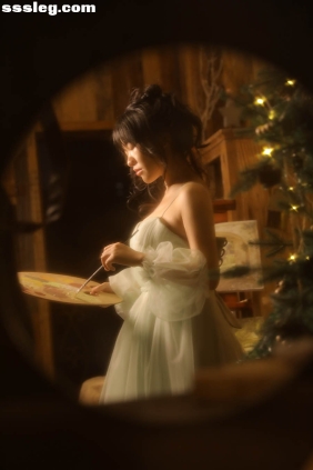 [YITUYU艺图语]2025.11.09 不一样的圣诞 Quinnao巧阿[10P34M]