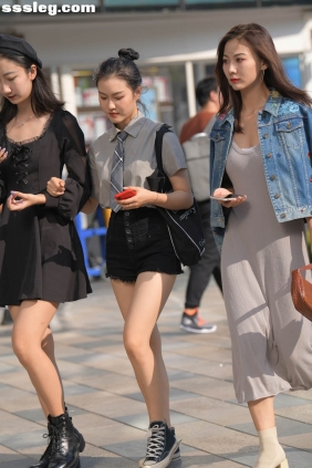 街拍作品 青春靓丽牛仔短裤[28P677M]