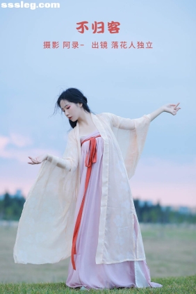 [YITUYU艺图语]2022.09.26 不归客 落花人独立[33P630M]