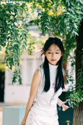 [YITUYU艺图语]2025.09.19 杜鹃粉紫映白衫 林淼鑫[40P858M]