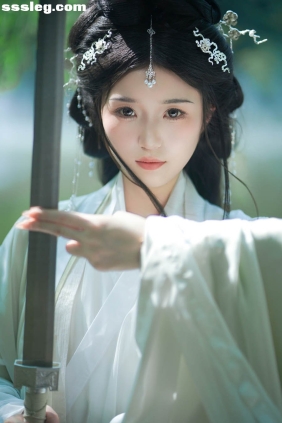 [YITUYU艺图语]2025.05.24 师姐 梓榆喝点甜的呀[13P196M]