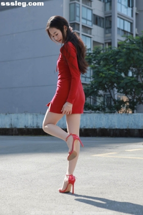 [IESS异思趣向] 丝享家1906 小金 阳光浴足