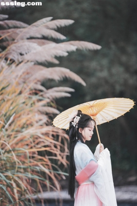 [YITUYU艺图语]2025.09.23 古风人像拍摄 小清[14P160M]