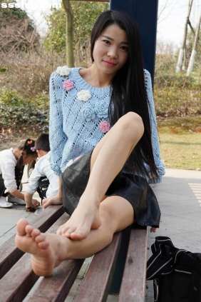 ecolog极品 No.023 可人女子大秀白嫩足底[139P1.56G]