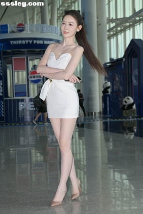 街拍作品 超绝白裙美腿[174P3.81G]