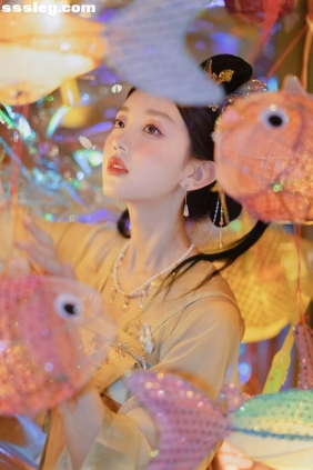 [YITUYU艺图语]2025.09.02 鱼灯少女 奥特有点慢[17P169M]