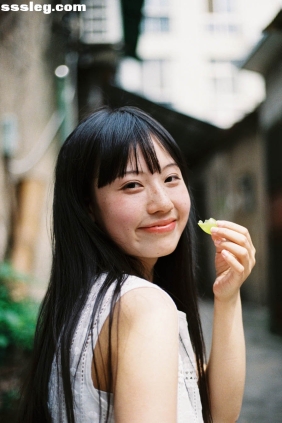 [YITUYU艺图语]2025.06.16 青提味的夏天 年兹[17P105M]