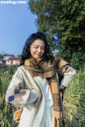 [YITUYU艺图语]2025.06.26 田野里的自由感 露露[13P93M]