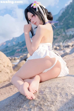 咬一口兔娘 2025假日泳装限定 蒂法[80P2.15G]