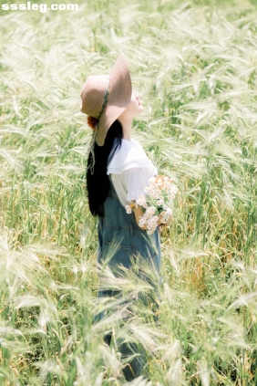 [YITUYU艺图语]2025.04.28 麦田守望者 嗨森Riley[15P186M]