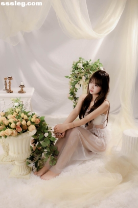 [YITUYU艺图语]2025.11.06 白纱少女 点点二[25P363M]