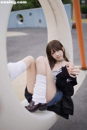 [YITUYU艺图语]2025.07.06 活力初夏 万鲨鲨[25P298M]