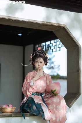 [YITUYU艺图语]2025.08.28 小桃仙 甜心芽芽[17P278M]