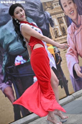 街拍作品 亮眼红裙佳丽[117P2.35G]