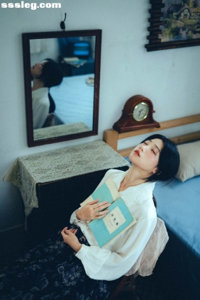 [YITUYU艺图语]2025.07.13 故事里的倾城 NAYI小仪[22P110M]