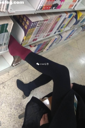 [SIEE丝意] No.259 莎莎 随手拍红袜子[44P55M]