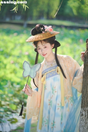 [YITUYU艺图语]2025.06.19 夏荷 舒朗[16P254M]