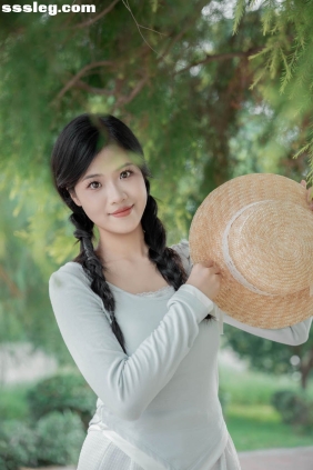 [YITUYU艺图语]2025.10.11 十月的夏天 小苏西。[24P275M]