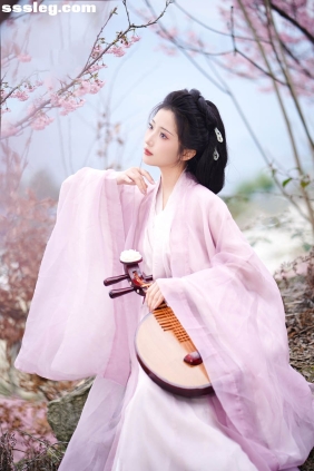 [YITUYU艺图语]2025.04.30 共赏繁花 兔牙w[14P272M]