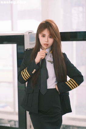 [YITUYU艺图语]2025.05.23 地铁站随拍 泡芙小方[20P437M]