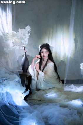 [YITUYU艺图语]2025.04.25 梨花白 粉面姑娘[14P189M]