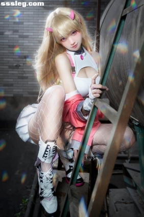 走路摇zly Nikke胜利女神 毒蛇[9P111M]